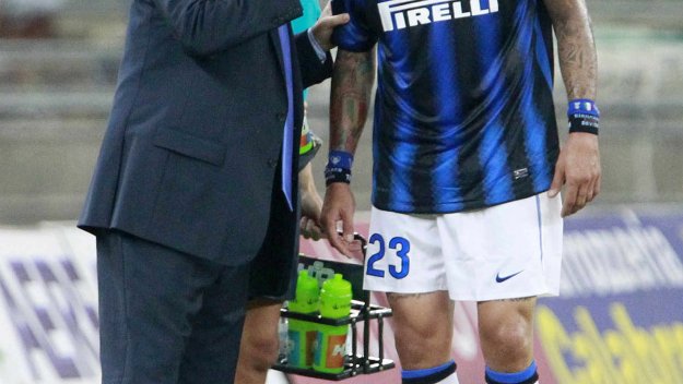 Матераци: Бенитес, ще те разкрият и в Наполи