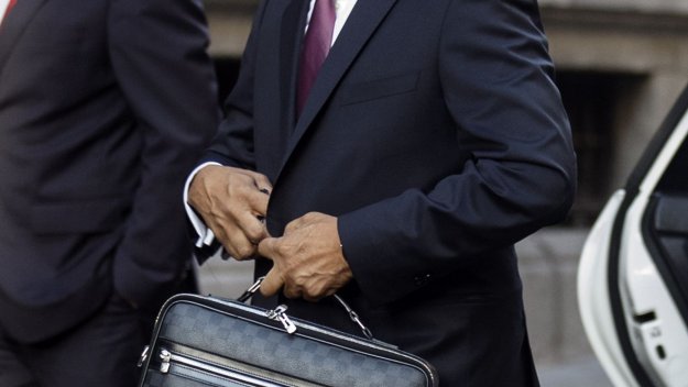 Бащата на Неймар: С Барса сме невинни