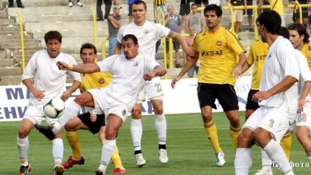 Славия с първа победа за новия сезон, надви Монтана 