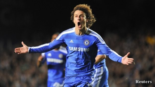 Давид Луис: Който не е пипал топка, да не говори