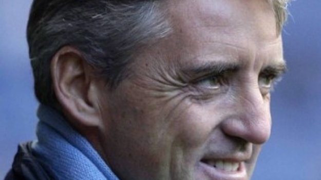 Манчини: Адам Джонсън трябва да работи здраво, за да бъде титуляр