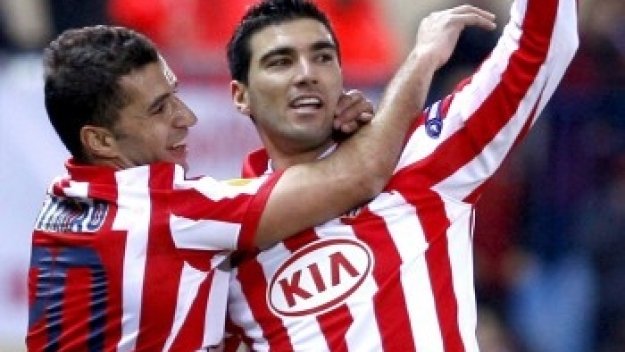 Рейес с по-малка заплата на &quot;Калдерон&quot;