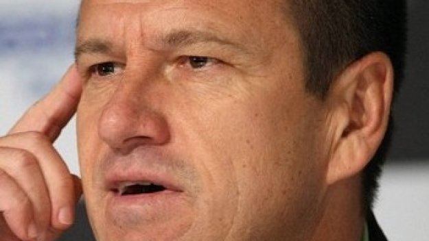 Дунга поема вината за провала, намеква за оставка