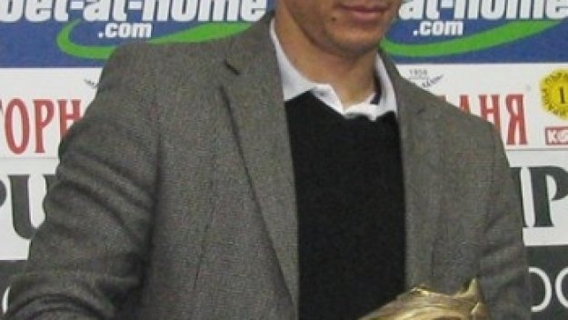 Наградиха Платини за №1 на 16 кръг