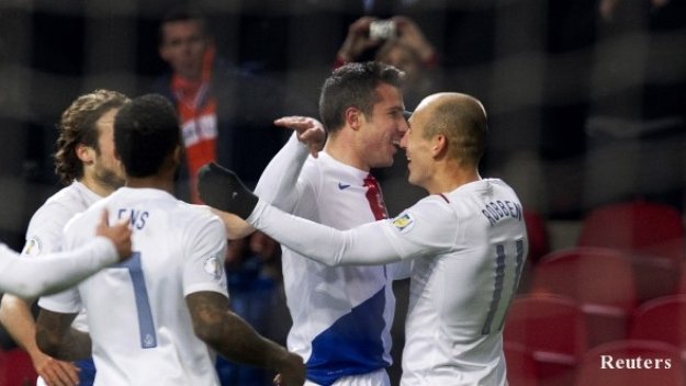 Холандия смачка Румъния с четири гола