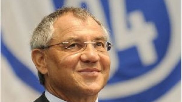 Шалке търси панически милиони евро