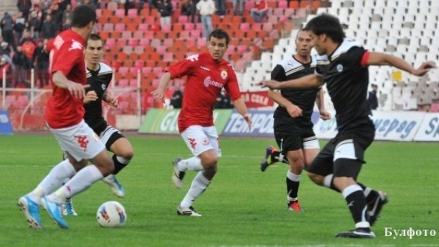 Двама от лидерите на Славия аут срещу Локо София