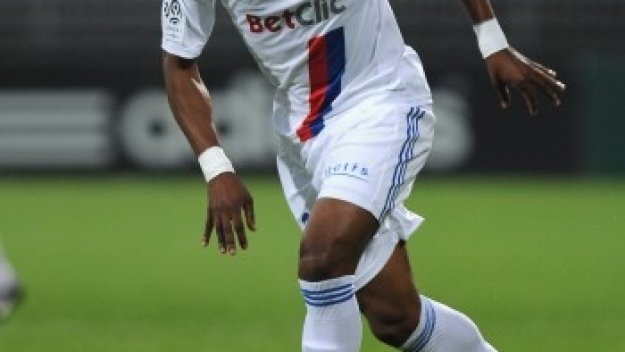 Трансферът на Бастос в Ювентус окончателно пропадна