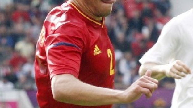 Сезар Аспиликуета на крачка от Челси