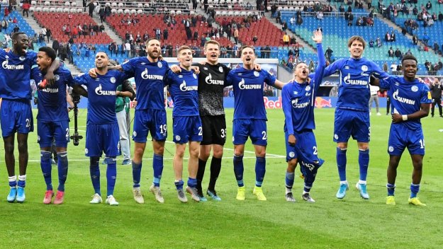 "Наследникът на Нойер" май ще финтира Байерн