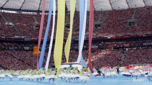 "Евро 2012" започна с пищна церемония
