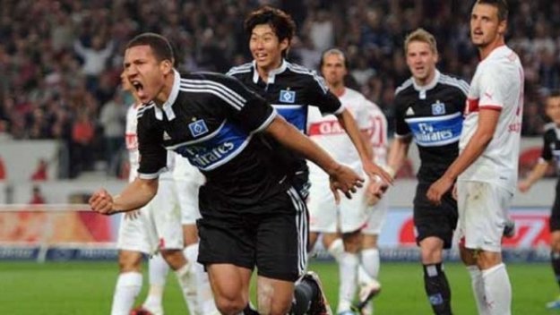 Хамбургер издрапа до първа победа за сезона + ВИДЕО