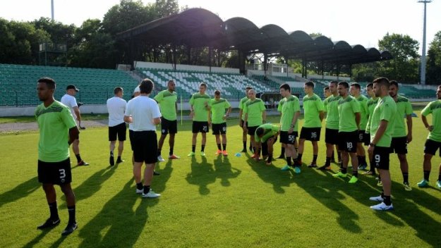 chernomorepfc.bg