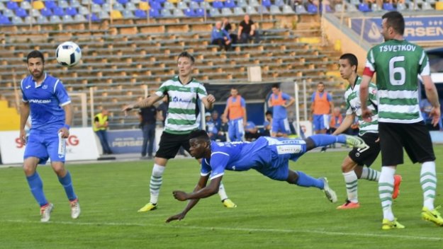 Черно море и Левски ще играят с нов начален час