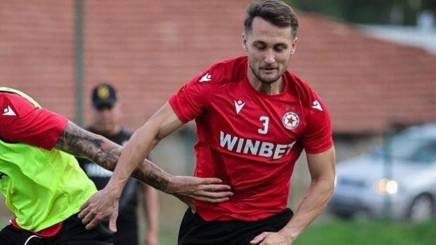 От 50 000 до 2500 фенове на ЦСКА: Комичният културен шок на Мартино