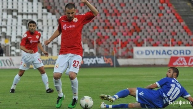 ЦСКА скача на Видима, за да издуха Левски и да направи Зику голмайстор