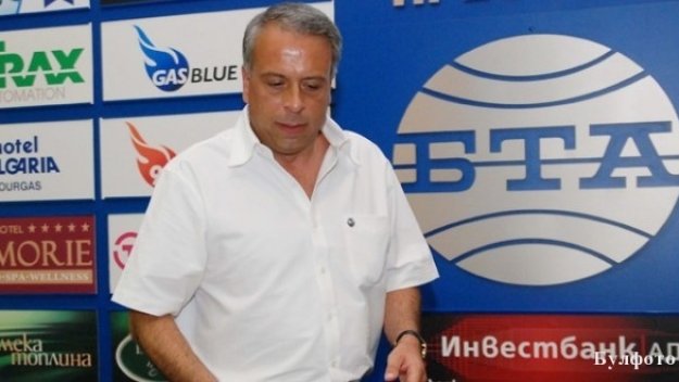 Емил Димитров: Няма опасност за лиценза на ЦСКА