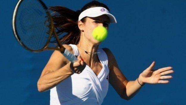 Пиронкова отпадна от турнира в Париж