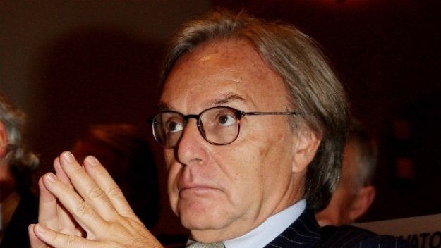 Намаляват заплатите във Фиорентина