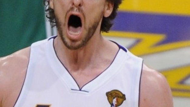 Перфектен Пау Гасол блести за Лейкърс
