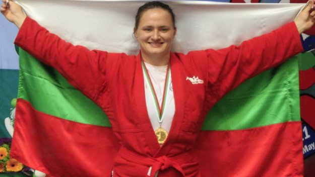Голям успех! Оряшкова със световна титла в самбото