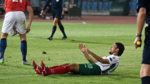 Никой не иска да излъчва Португалия - България