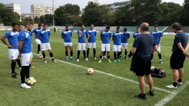 chernomorepfc.bg