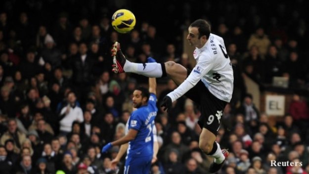 Мартин Йол не иска да обременява Бербатов за мача с Юнайтед