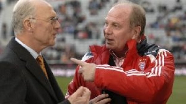 Бекенбауер и Хьонес пак в спор