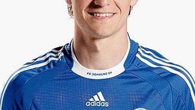 Арсенал си набеляза звезда на Шалке