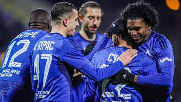 Мачовете по телевизията, днес 4 декември