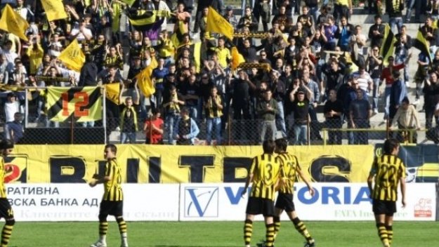 Ботев крачи гордо към &quot;Б&quot; група след разгром над Асеновец