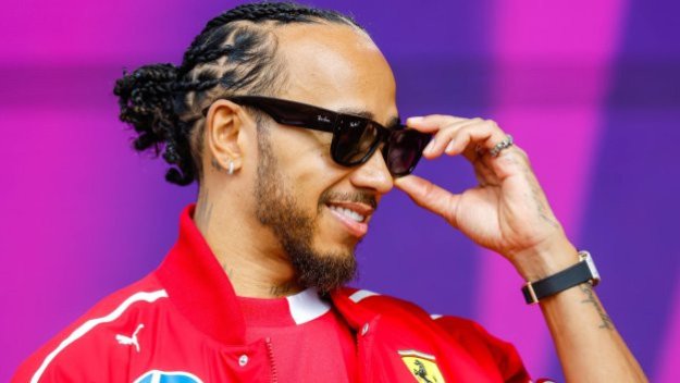 Хамилтън с огромно искане към Ферари