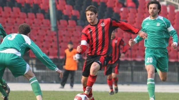 Цецо Генков изпревари Бербо и Дембеле по ефективност