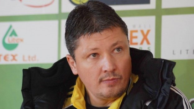 Литекс взима Алиона Папе Диуф