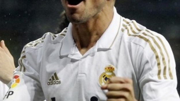 Ман Сити започва преговори за Пепе