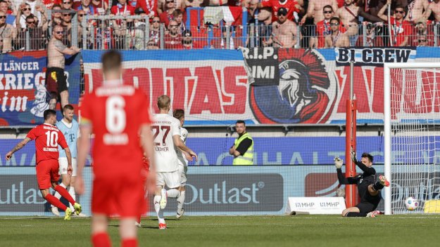 От 2:0 до 2:3! Трагичен Байерн падна от трона си