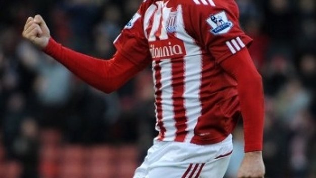 Болтън привлече Тунджай Шанлъ от Волфсбург