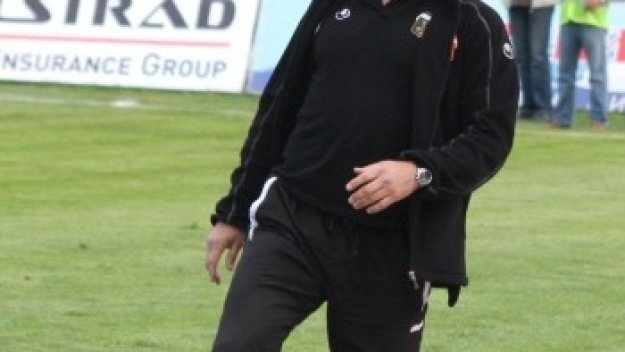 Втори треньор отказа на Локо Пловдив