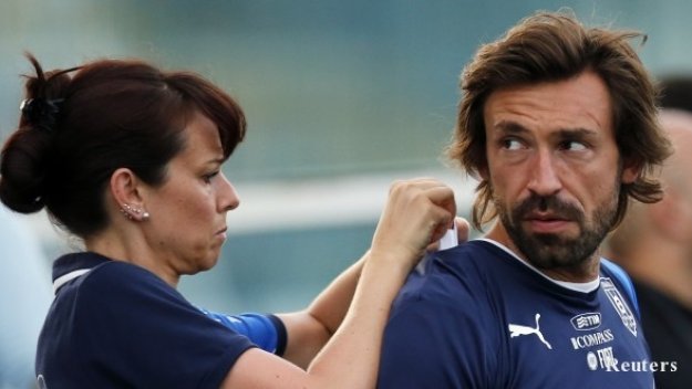 Пирло и Бардзали аут за мача с Уругвай