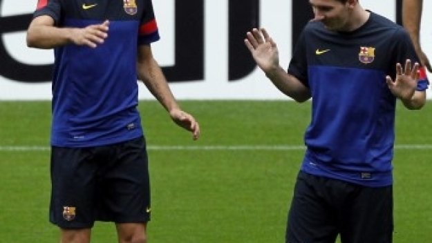 Меси гони Шевченко и Ван Нистелрой