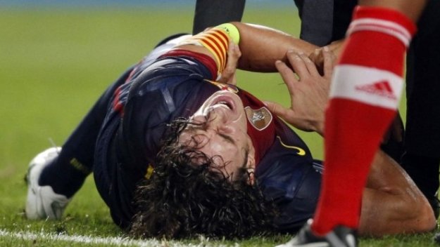 Оперираха Карлес Пуйол