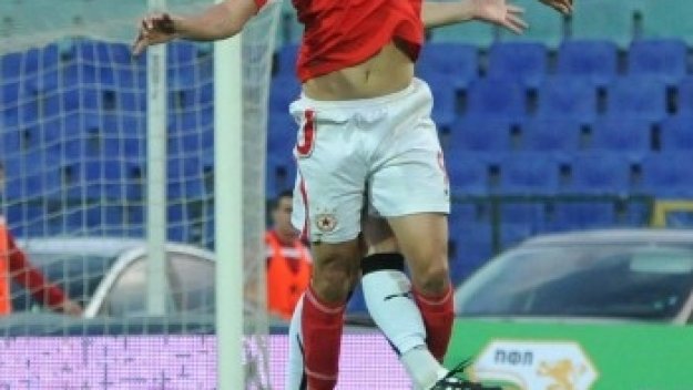 Черноморец търси 1 милион лева от ЦСКА за Платини