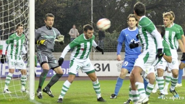 Берое върти реми с азери