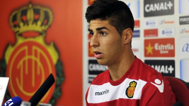 Барса иска да прецака Реал за младок