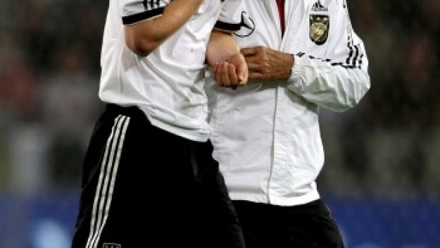 Мертезакер с тежка травма около окото