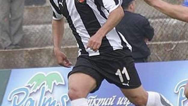 Локо (Пд) чака ? 500 000 от Верона