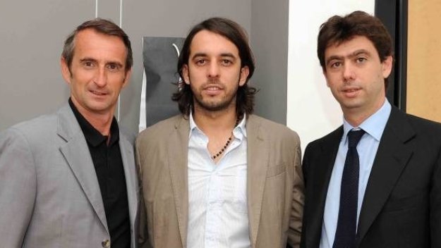 Мартинес 30 дни извън терените