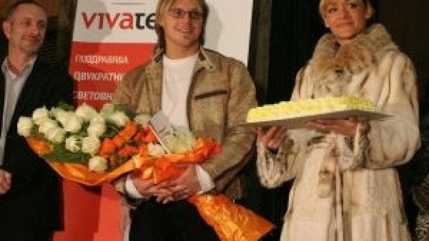 Албена и Максим няма да късат с пързалката