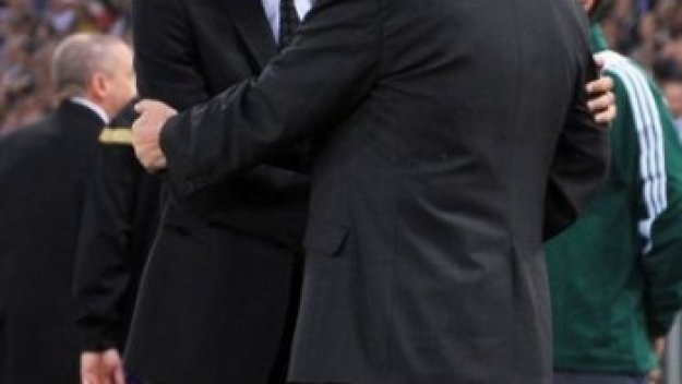 Гуардиола: Сър Алекс е велик, за мен е чест да се изправя срещу него